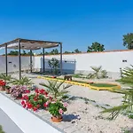 Family With Hydromassage Pool & Fun Activities Villa Žminj