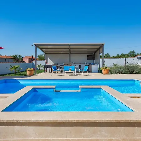 House In Rural Istria With Pool And Hydromassage Вилла Zminj