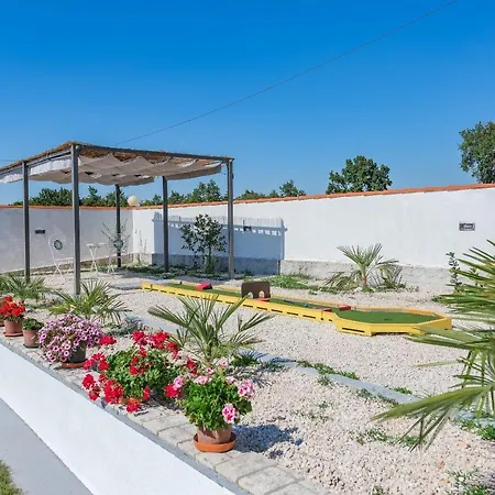 House In Rural Istria With Pool And Hydromassage Villa Zminj