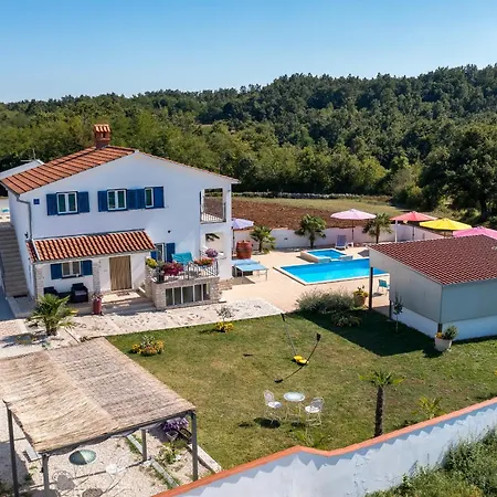 Villa House In Rural Istria With Pool And Hydromassage